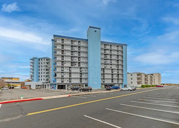 Modern 1br Oasis With Pool & Easy Access Ocean City
